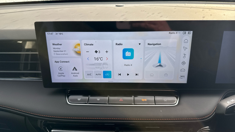 MG HS 1.5 T-GDI Trophy 5dr DCT Petrol Hatchback